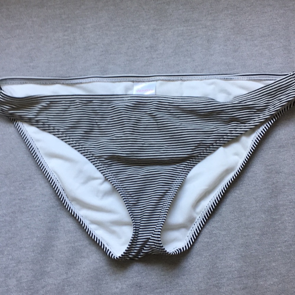Target xhillieration bikini bottom
